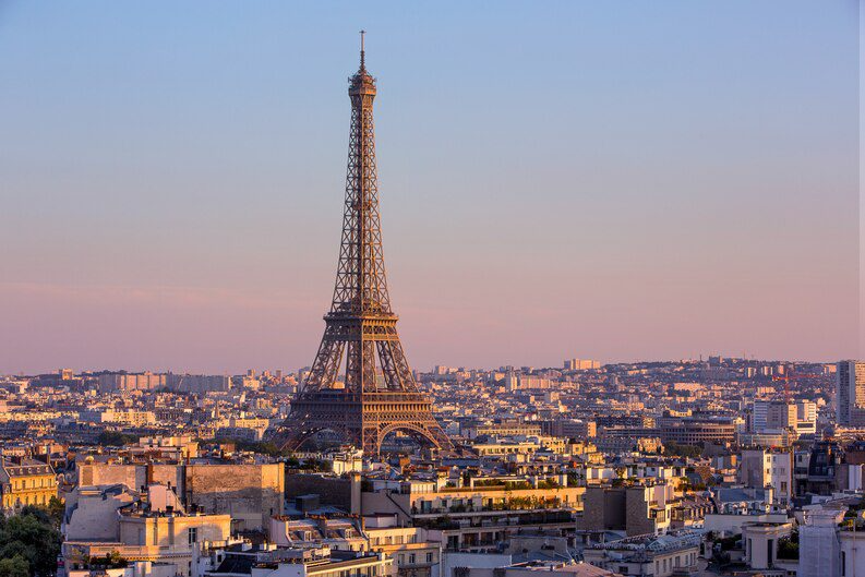 France company formation and support services by Cerity Global, with Eiffel Tower in view.